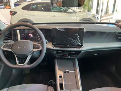 Volkswagen Passat  1.5 tsi ehybrid buiness dsg 204 c my 24 Grigio usata Salerno