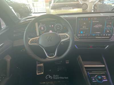 Volkswagen Tiguan Tiguan 1.5 tsi ehybrid r-line dsg 204cv my 25 Rosso usata Salerno
