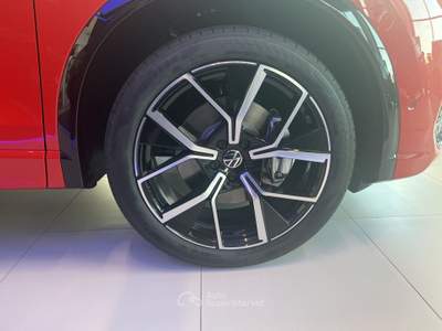 Volkswagen Tiguan Tiguan 1.5 tsi ehybrid r-line dsg 204cv my 25 Rosso usata Salerno