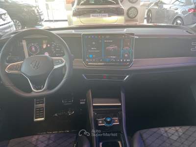 Volkswagen Tiguan Tiguan 1.5 tsi ehybrid r-line dsg 204cv my 25 Rosso usata Salerno