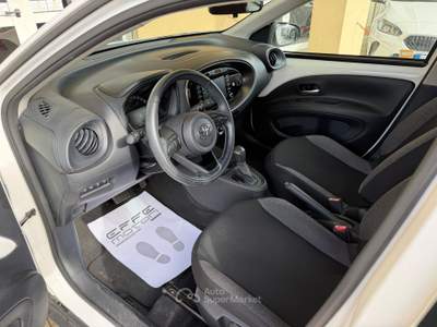 Toyota Aygo X 1.0 VVT-i 72 CV 5 porte Active S-CVT **FOTO PROVVISIORIE** Bianco usata Mentana