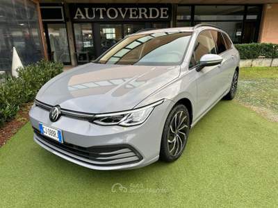 Volkswagen Golf 1.0 eTSI EVO DSG Life UNIPROP OK NEOPATENTATI Grigio usata Curno