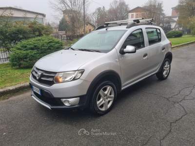Dacia Sandero euro5 Argento usata Ovada