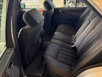 Mercedes-Benz Classe E E 200 16v usata Agliana