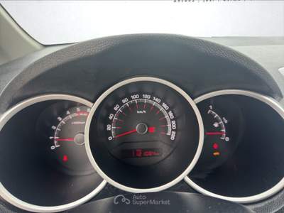 Kia Venga  -  1.4 crdi 90cv wgt ex Grigio usata Ancona