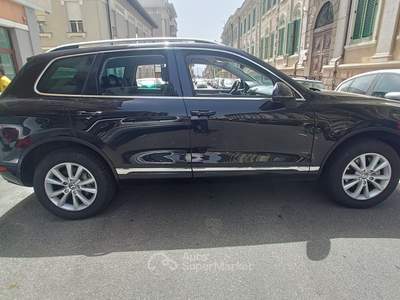Volkswagen Touareg Non fumatore Nero usata Messina