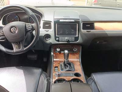 Volkswagen Touareg Non fumatore Nero usata Messina