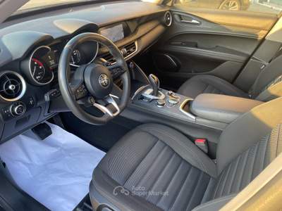 Alfa Romeo Stelvio 2.2 TD 190 CV AT8 Q4 Business PREZZO REALE Nero usata Casalgrande