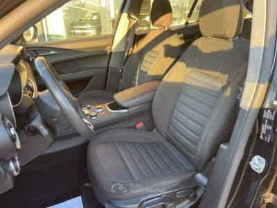 Alfa Romeo Stelvio 2.2 TD 190 CV AT8 Q4 Business PREZZO REALE Nero usata Casalgrande