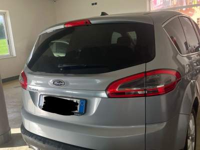Ford S-Max S-max superspaziosa cambio automatico Argento usata San Potito Sannitico