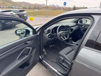 Audi Q3 SPB 35 TDI Stronic Identity Black S-line SPORTBACK Grigio usata Sant'Angelo in vado