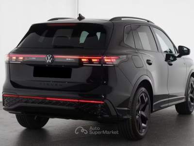 Volkswagen Tiguan 2.0 TDI 150CV DSG R-Line Plus IVA ESPOSTA LEGGE104 Nero usata Sant'Angelo in vado