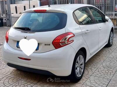 Peugeot 208 5p 1.6 bluehdi Active 75cv Bianco usata Crispano