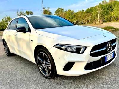 Mercedes-Benz Classe A Mercedes classe A250e Hybrid 218cv anno 2021 km certificati MB Bianco usata Rivanazzano Terme