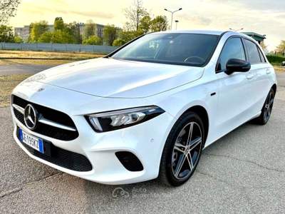 Mercedes-Benz Classe A Mercedes classe A250e Hybrid 218cv anno 2021 km certificati MB Bianco usata Rivanazzano Terme
