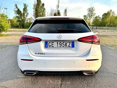 Mercedes-Benz Classe A Mercedes classe A250e Hybrid 218cv anno 2021 km certificati MB Bianco usata Rivanazzano Terme