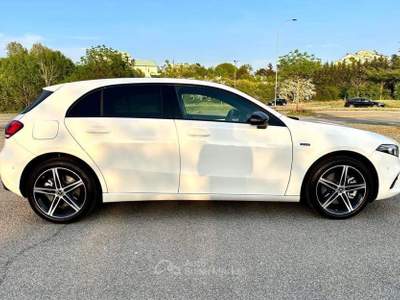 Mercedes-Benz Classe A Mercedes classe A250e Hybrid 218cv anno 2021 km certificati MB Bianco usata Rivanazzano Terme