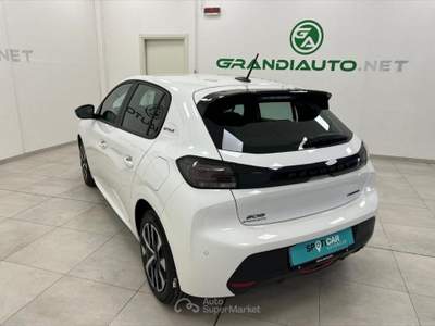 Peugeot 208 1.2 hybrid Style 100cv e-dcs 6 Bianco usata Novi Ligure