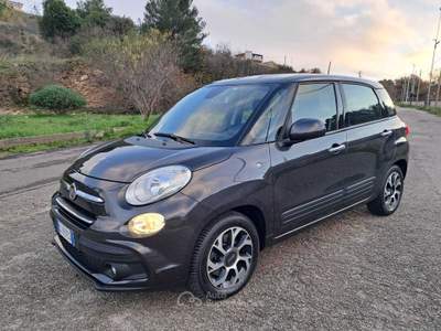 Fiat 500L 1.6 Mtj Lounge N1 4 posti (Iva Esposta) Nero usata Cassano delle Murge