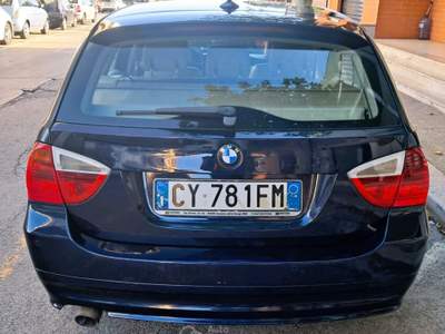 BMW Serie 3 320d 320d Futura Touring automatica Blu/Azzurro usata Cassano delle Murge