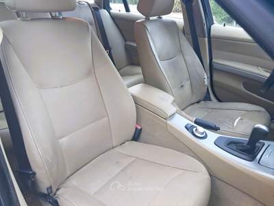 BMW Serie 3 320d 320d Futura Touring automatica Blu/Azzurro usata Cassano delle Murge