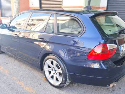 BMW Serie 3 320d 320d Futura Touring automatica Blu/Azzurro usata Cassano delle Murge