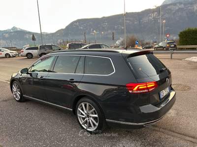 Volkswagen Passat Passat Bs. 2.0 BiTDI 4MOT DSG Highl. BMT Grigio usata Lavis