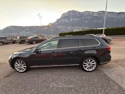 Volkswagen Passat Passat Bs. 2.0 BiTDI 4MOT DSG Highl. BMT Grigio usata Lavis