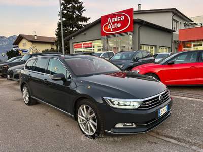 Volkswagen Passat Passat Bs. 2.0 BiTDI 4MOT DSG Highl. BMT Grigio usata Lavis