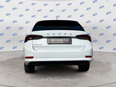 Skoda Octavia Wagon 2.0 tdi evo Style 150cv Bianco usata Pistoia