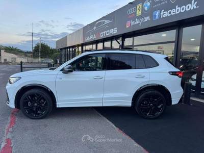 Volkswagen Tiguan 2.0 TDI 4M R LINE DSG NAVI MATRIX 20 KAMERA TETTO Bianco usata Ciampino