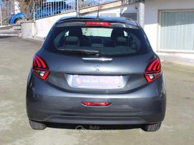 Peugeot 208 BlueHDi 75 5p. Allure Grigio usata Padula