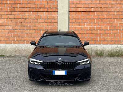 BMW Serie 5 520i 520 520 Serie 5 Touring 520i MHEV 48V M Sport Nero usata Biella