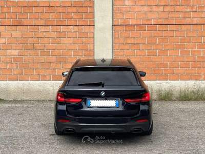 BMW Serie 5 520i 520 520 Serie 5 Touring 520i MHEV 48V M Sport Nero usata Biella
