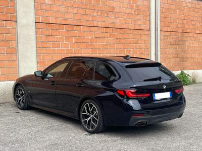 BMW Serie 5 520i 520 520 Serie 5 Touring 520i MHEV 48V M Sport Nero usata Biella