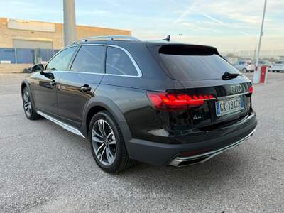 Audi A4 UNICO PROPRIETARIO Nero usata Modugno