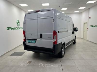 Peugeot Boxer III 335 2019 -  335 2.2 bluehdi 140cv S&S L2 d.ca Bianco usata Novi Ligure