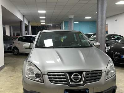 Nissan Qashqai nissan qashqai con gancio traino Argento usata San Potito Sannitico