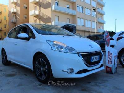 Peugeot 208 PureTech 82 5 porte Bianco usata Trapani
