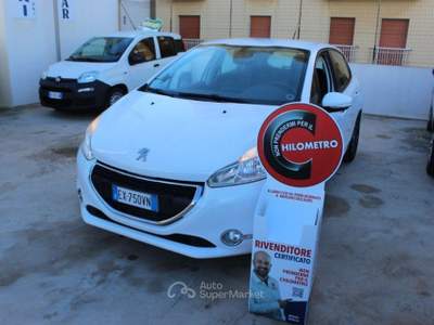 Peugeot 208 PureTech 82 5 porte Bianco usata Trapani