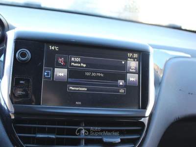Peugeot 208 PureTech 82 5 porte Bianco usata Trapani