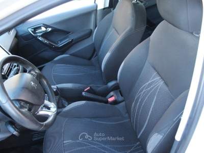 Peugeot 208 PureTech 82 5 porte Bianco usata Trapani