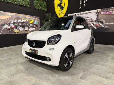Smart ForTwo 1.0 Superpassion 71cv twinamic Bianco usata Lesmo