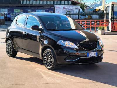Lancia Ypsilon  1.2 69 CV 5p. GPL Ecochic Gold Nero usata Quarto