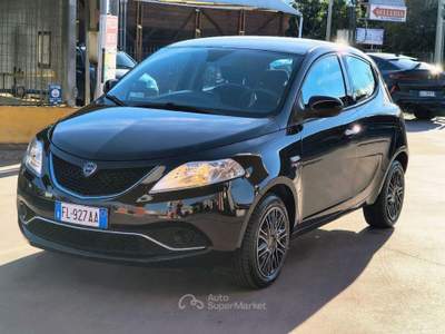 Lancia Ypsilon  1.2 69 CV 5p. GPL Ecochic Gold Nero usata Quarto