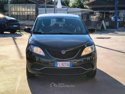 Lancia Ypsilon  1.2 69 CV 5p. GPL Ecochic Gold Nero usata Quarto