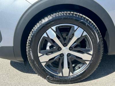 Peugeot 3008 auto km 0 Argento usata Pontelatone