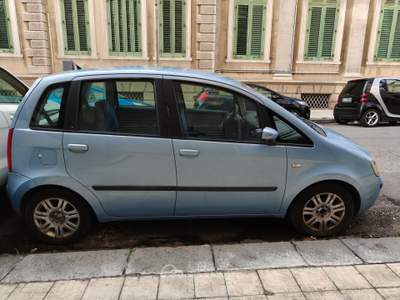 Fiat Idea Motore rifatto di recente Blu/Azzurro usata Messina