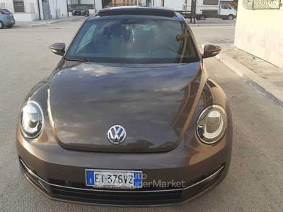 Volkswagen Maggiolino Volkswagen maggiolino 1.6 Designo tettuccio Marrone usata Lucera
