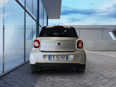 Smart ForFour forfour 70 1.0 twinamic Passion Argento usata Rende